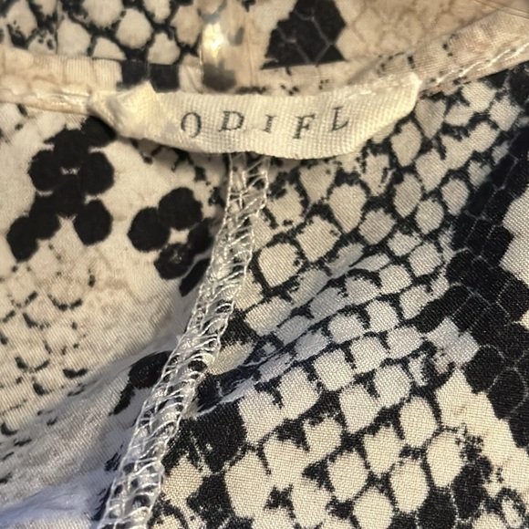 JODIFL snake print boxy oversized short sleeves lightweight top blouse Sz M - Picture 3 of 5